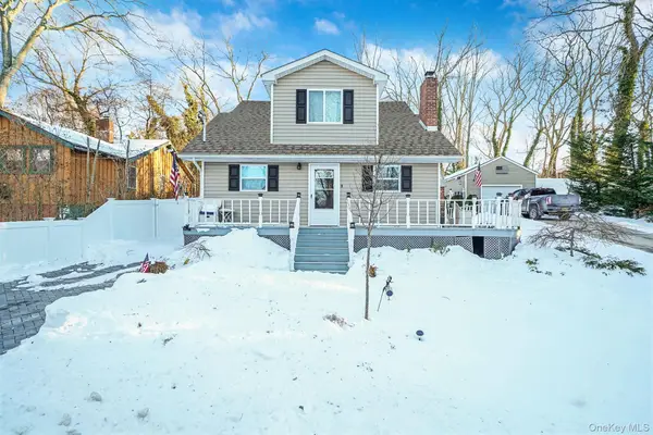 38 Hawthorne Road, Rocky Point, NY 11778