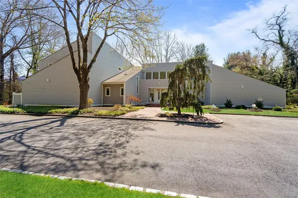 91 Hoaglands Lane, Old Brookville, NY 11545