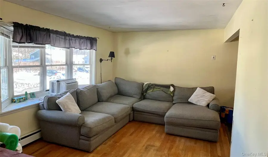 21 Mountain View Avenue, Saugerties, NY 12477 - #2