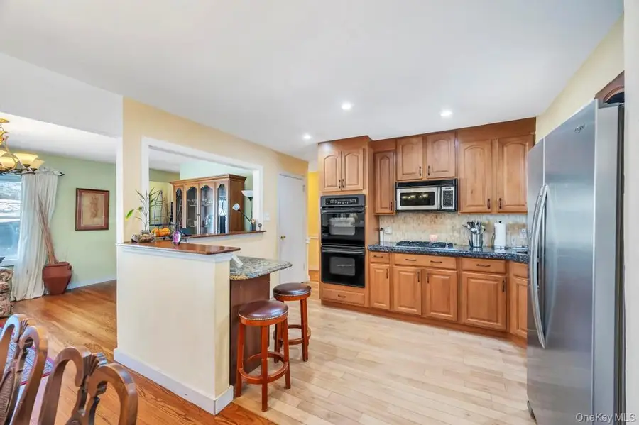 4 Adams Street, Hicksville, NY 11801 - Image #3