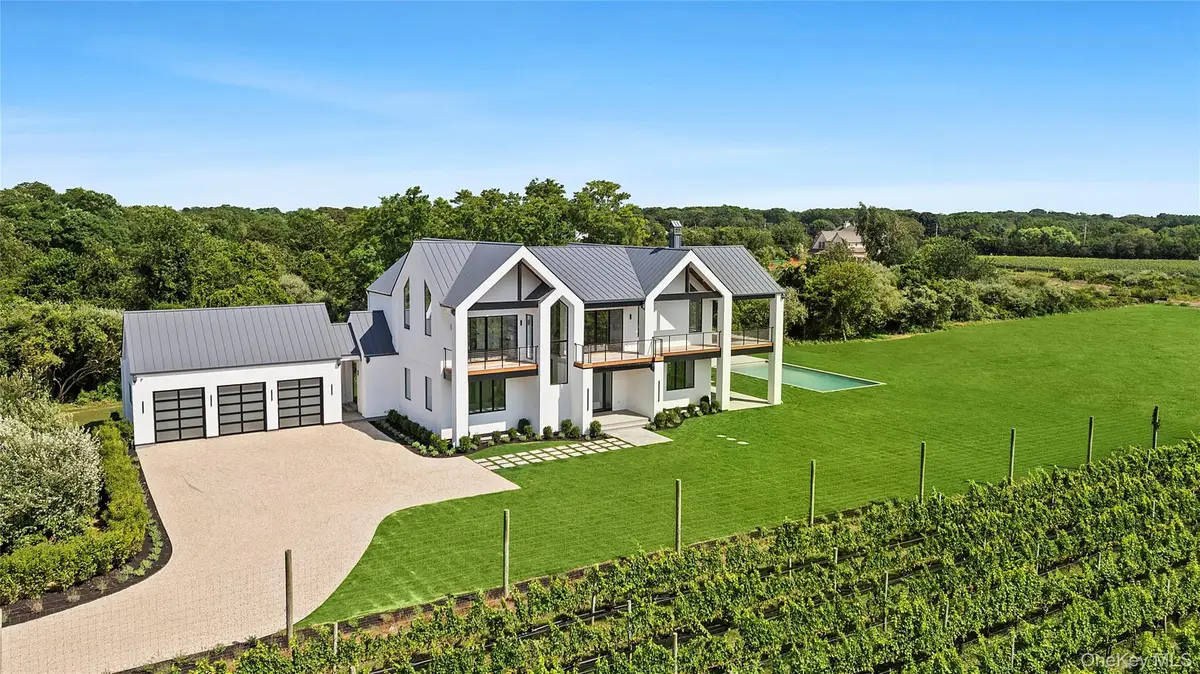 19620 Soundview Avenue, Southold, NY 11971 - #1