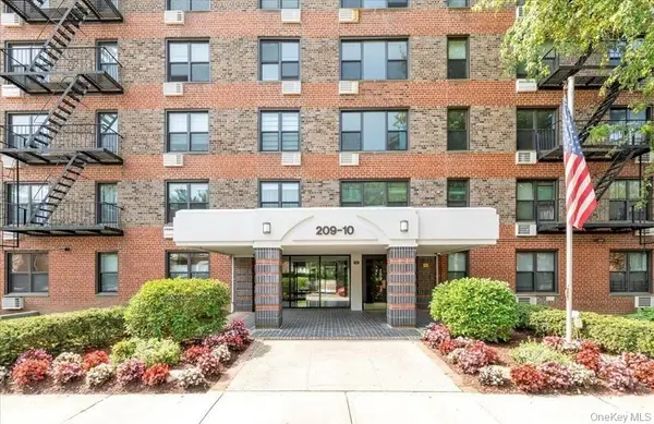 209-10 41 Avenue #2E, Bayside, NY 11361
