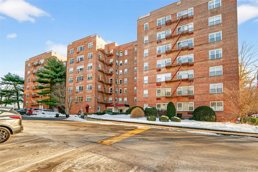609 Palmer Road #5L, Yonkers, NY 10701 - Image #3