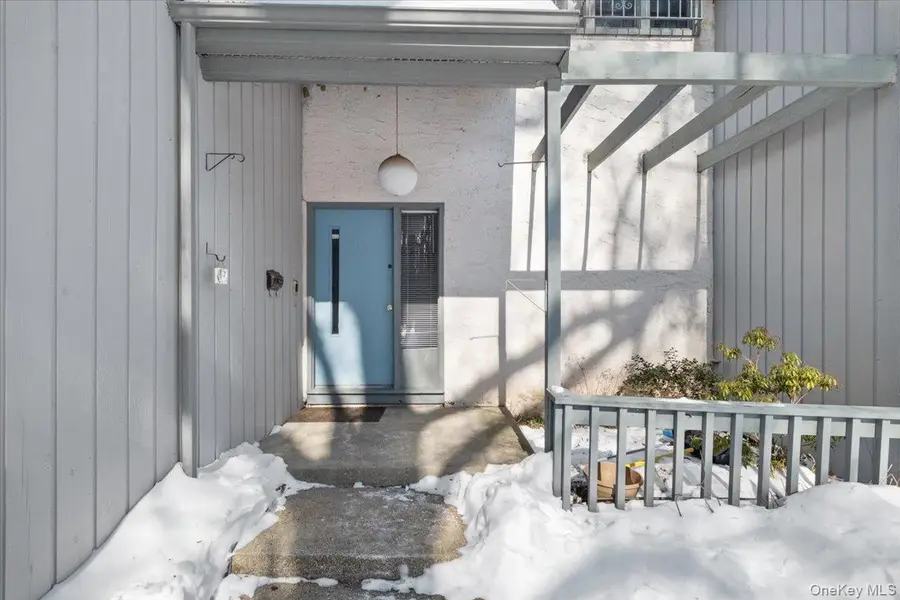 206 Emerson Avenue, Hartsdale, NY 10530 - #2