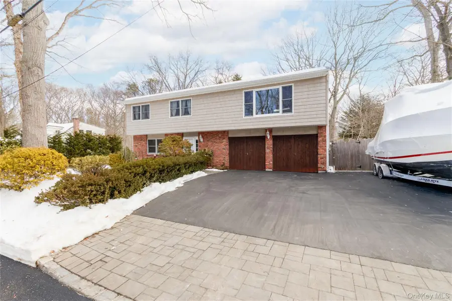 61 Pine Drive, Nesconset, NY 11767 - #2