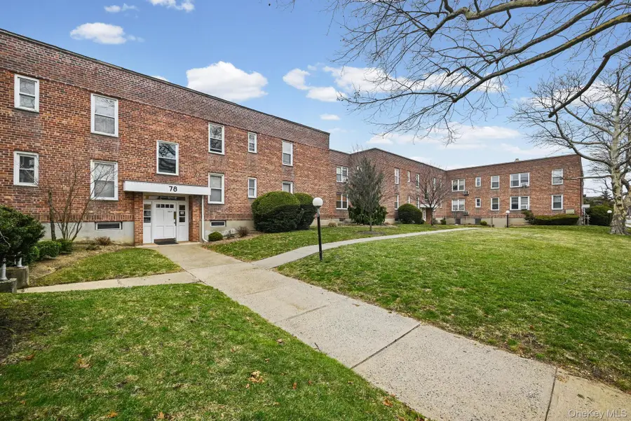 78 Gibson Boulevard #1B, Valley Stream, NY 11581 - #2