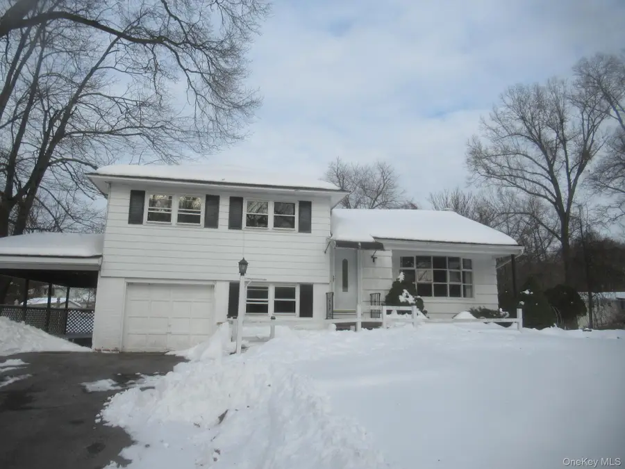 10 Lori Street, Poughkeepsie, NY 12603 - Image #3