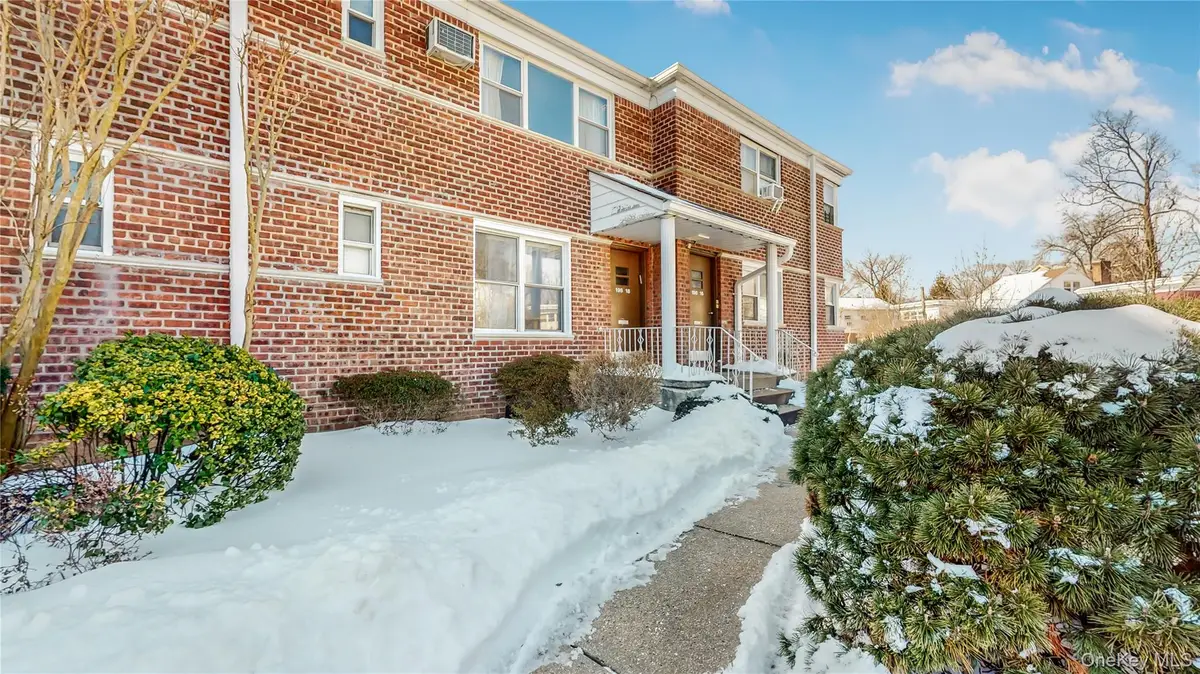 198-18 Pompeii Avenue #2, Hollis, NY 11423 - Image #1