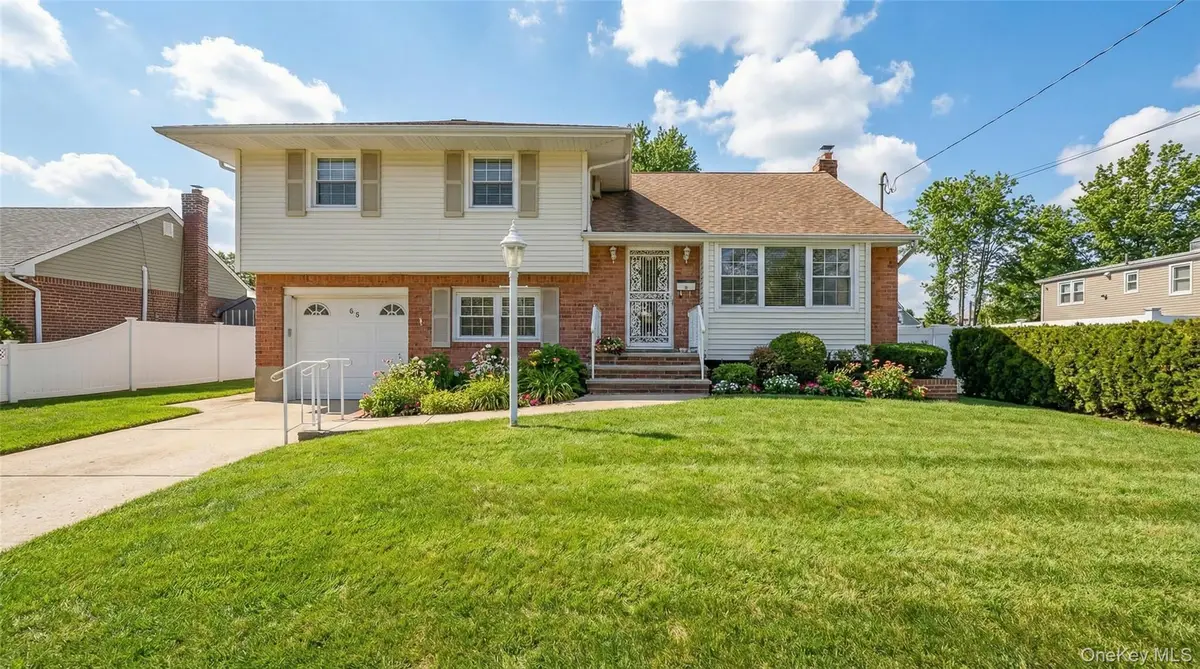 95 Rhodes Avenue, Hempstead, NY 11550 - Image #1