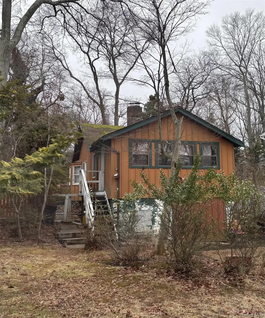 40 Hawthorne Road, Rocky Point, NY 11778 - Image #3