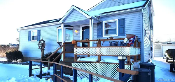 22 Blue Point Road, Mastic Beach, NY 11951