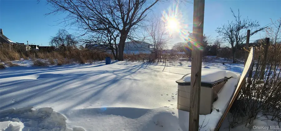 22 Blue Point Road, Mastic Beach, NY 11951 - Image #3