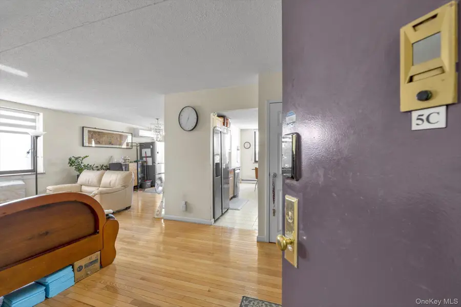 14477 Roosevelt Avenue #5C, Flushing, NY 11354 - #2