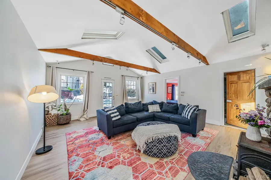 15 Ridge Lane, Miller Place, NY 11764 - #3