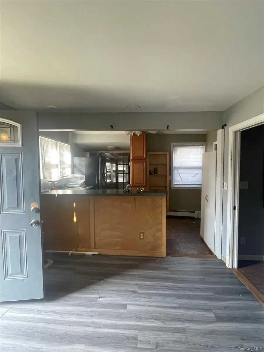 359 Park Avenue, Babylon, NY 11702 - #3