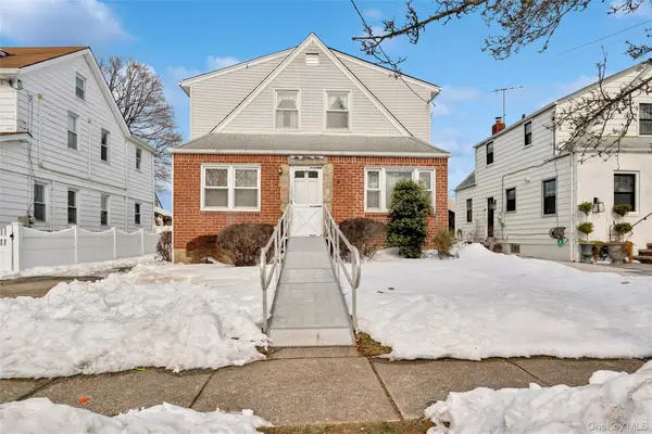 529 7th Avenue, New Hyde Park, NY 11040