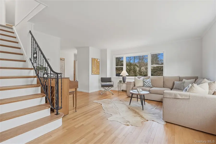 32 Sherwood Drive, Larchmont, NY 10538 - #3