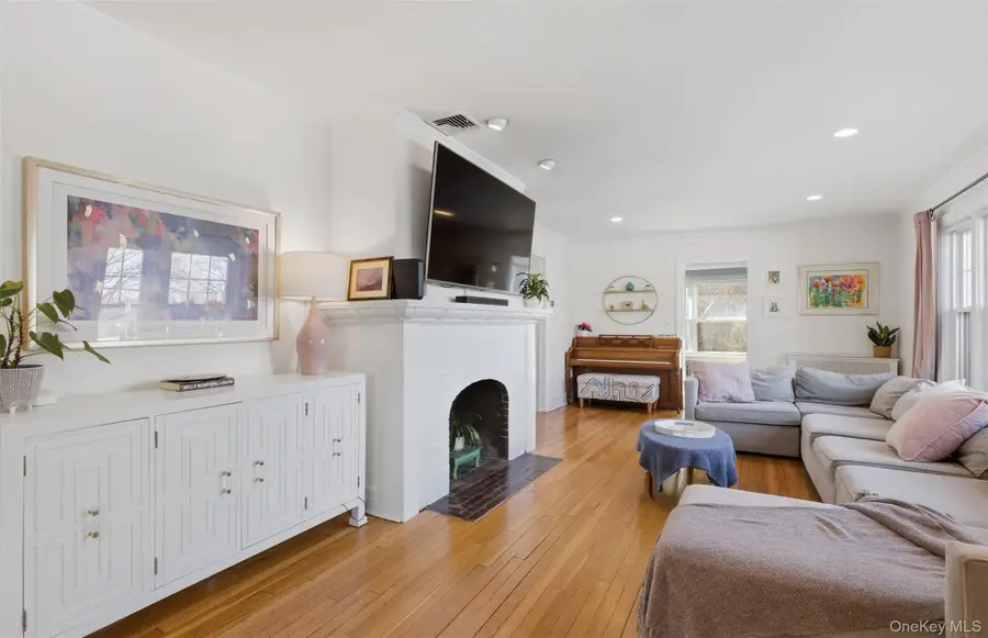 122 Greenacres Avenue, White Plains, NY 10606 - Image #3