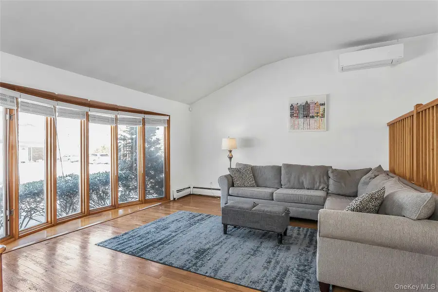 2066 Holland Way, Merrick, NY 11566 - #2