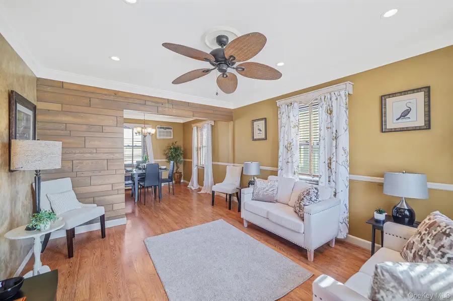 247 Starke Avenue, East Meadow, NY 11554 - #3