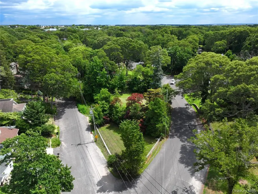 90 Sunburst Drive, Rocky Point, NY 11778 - #2