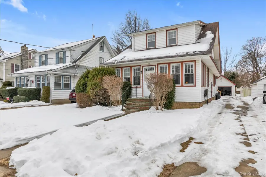 14 Denton Court, Rockville Centre, NY 11570 - #2