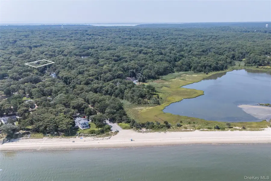 87 Washington Heights Avenue, Hampton Bays, NY 11946 - #2