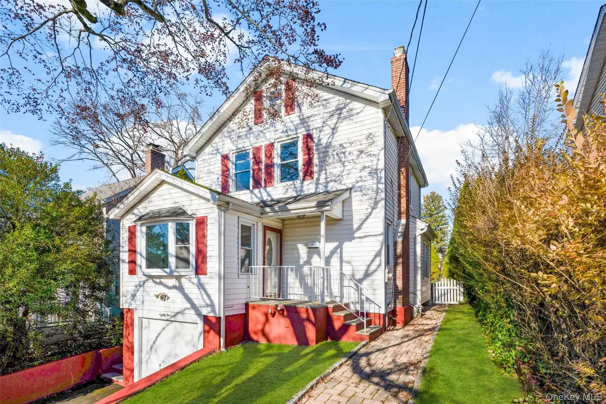 85 Lakeview Avenue, Scarsdale, NY 10583 - #1