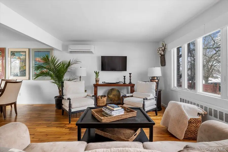 39 Garnet Lane, Plainview, NY 11803 - #3