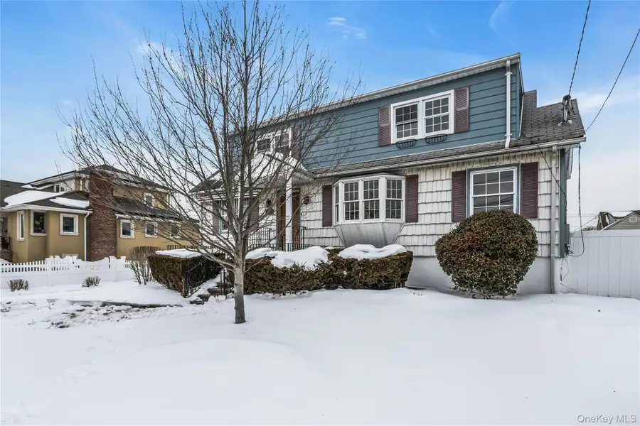98 Moore Avenue, Oceanside, NY 11572 - Image #2