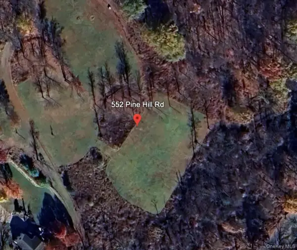 552 Pine Hill Road, Chester, NY 10918