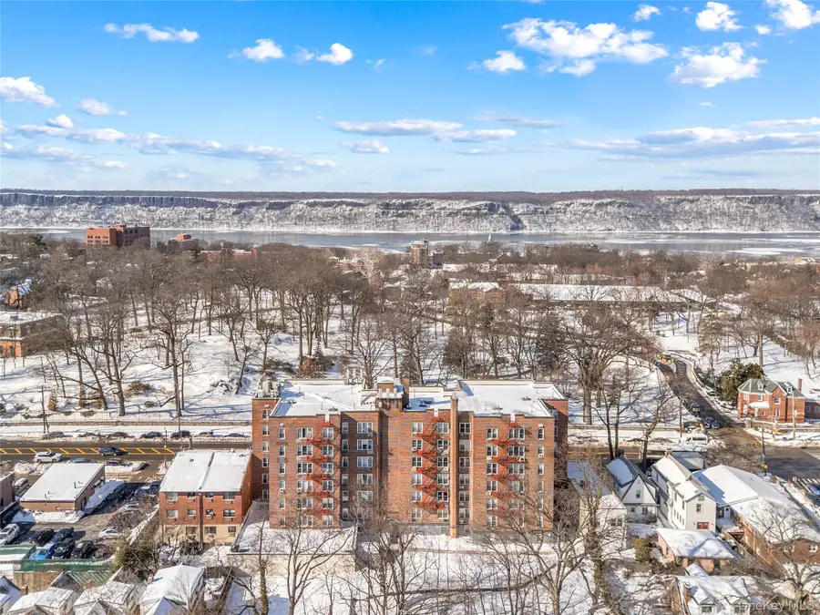 6200 Riverdale #7J, Bronx, NY 10471 - Image #3