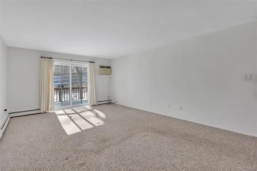 1055 Village Drive #1055, Hauppauge, NY 11788 - #3