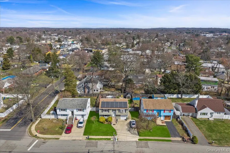 134 11th Avenue, Huntington Station, NY 11746 - #3