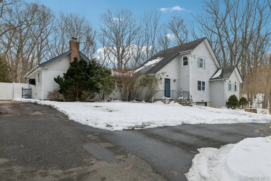 36 Locust Avenue, Miller Place, NY 11764 - #2