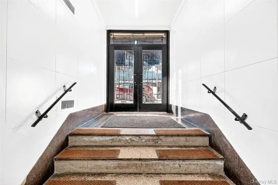 495 East 178 Street #6h, Bronx, NY 10457 - Image #2