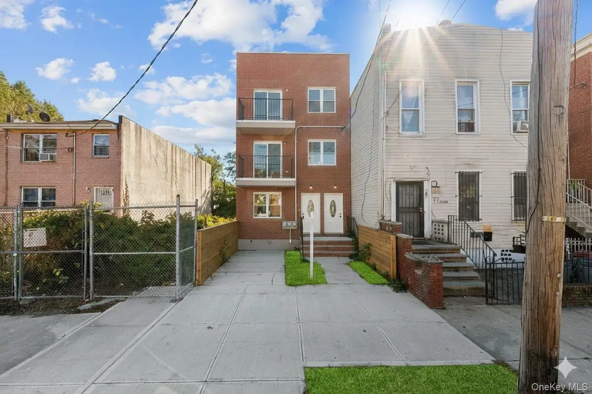 1116 Blake Avenue, Brooklyn, NY 11208 - Image #1
