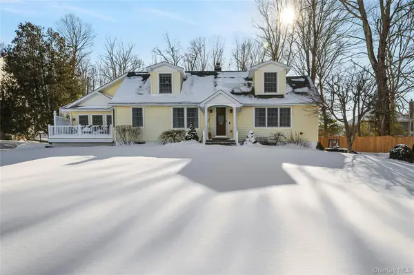 12 Leeside Road, Carmel, NY 10512