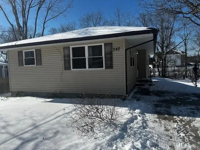 542 Post Avenue, Bellport, NY 11713 - #2