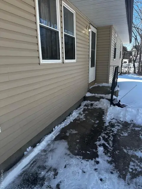 542 Post Avenue, Bellport, NY 11713 - #3