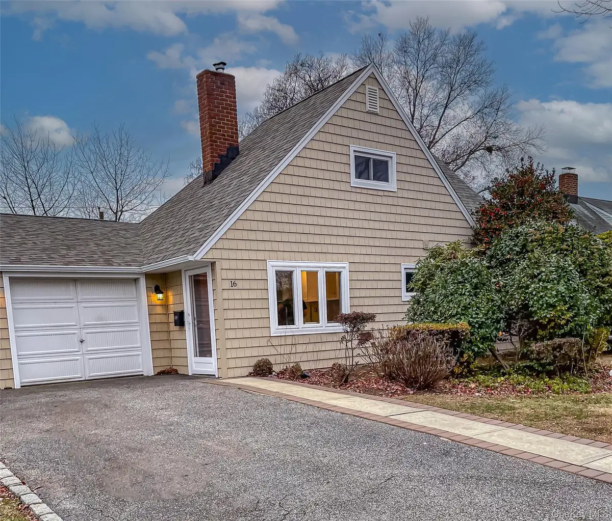 16 Sleepy Lane, Hicksville, NY 11801 - Image #1