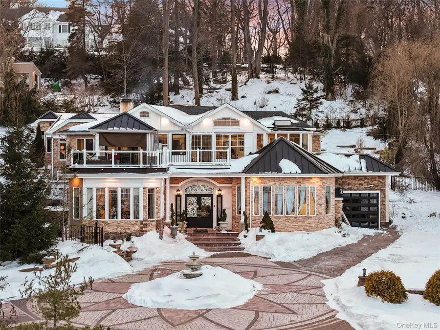 333 E Shore Road, North Hempstead, NY 11023 - #3