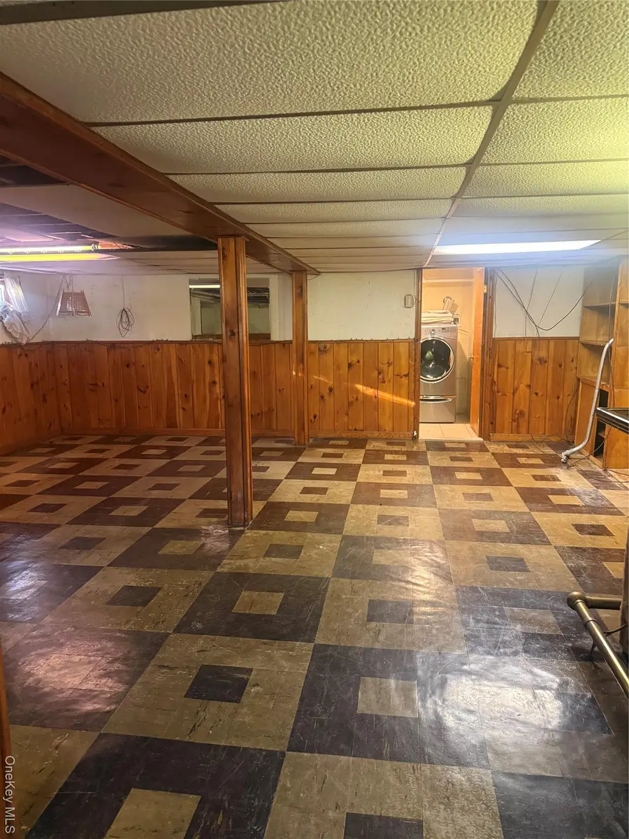 896 School Drive, Baldwin, NY 11510 - #2