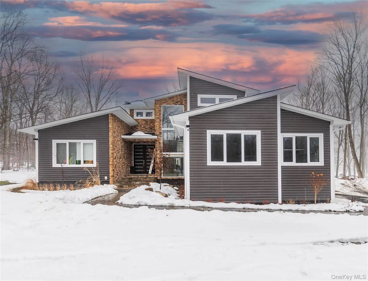 4 Lewis Lane, Bloomingburg, NY 12721 - #1