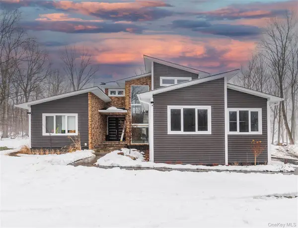 4 Lewis Lane, Bloomingburg, NY 12721