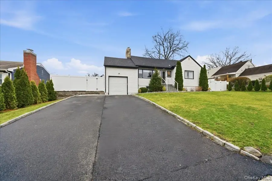 20 Van Buren Place, White Plains, NY 10603 - #3