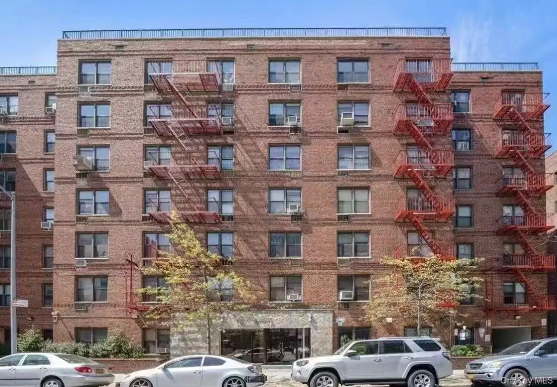 133-17 Sanford Avenue #1O, Flushing, NY 11355 - Image #1