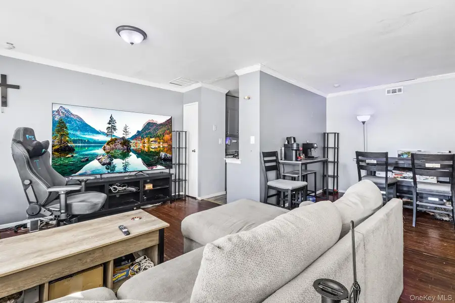 58 Artist Lake Drive, Middle Island, NY 11953 - #2