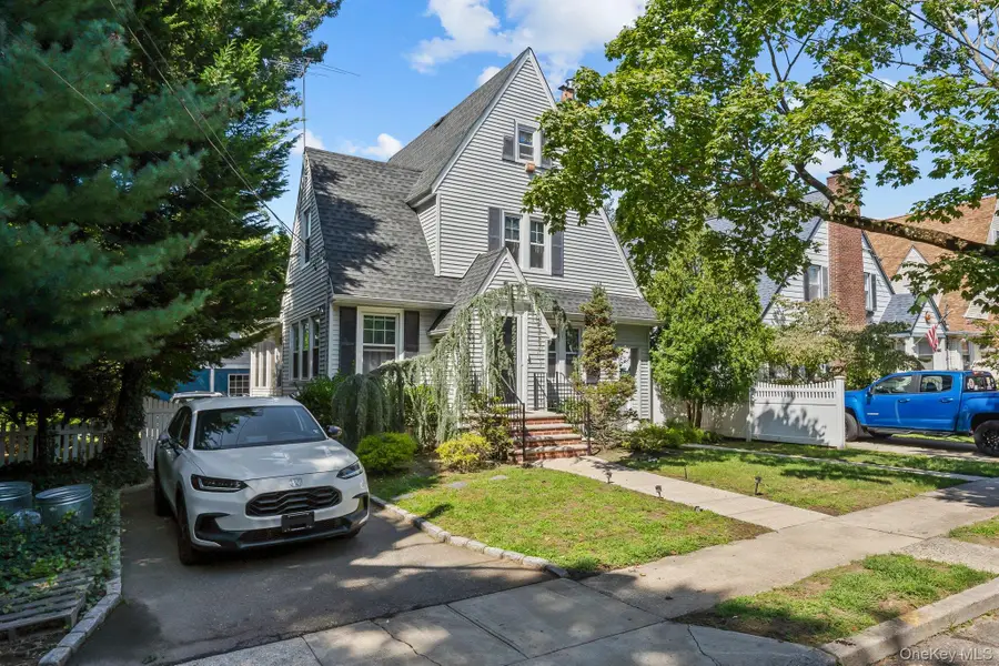 2098 Felix Court, Baldwin, NY 11510 - #2