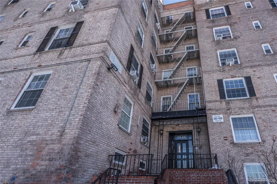 30-69 Hobart Street #5, Woodside, NY 11377 - #3